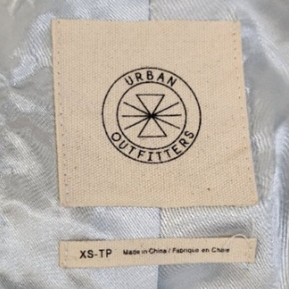 💥INSANELY BEAUTIFUL!💥Faux Curly Mongolian Lamb Fur Oversized Coat in Ivory - Picture 9 of 14